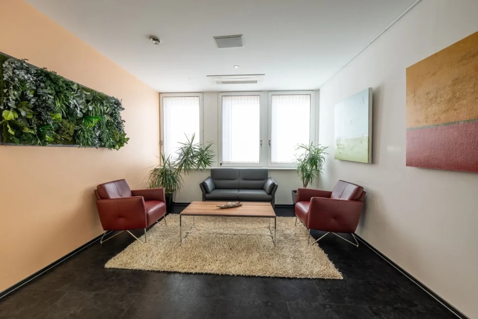 Zahnarzt_FRANK_Wartezimmer_REDUCED_2000px-5-1920w